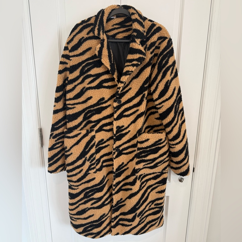 Wesc Black and Tan Tiger Print Teddy Jacket NWOT
